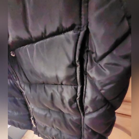 Womens Reitmans Black Puffer Winter Coat w Faux Fur Hood Size L - Picture 9 of 10